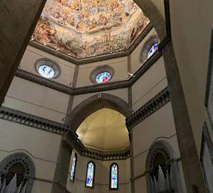 Deckengemälde in der Kuppel