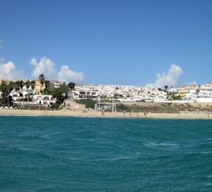 Blick vom Meer Richtung Strand