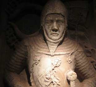 Exponate in den Ausstellungshallen der Wartburg.