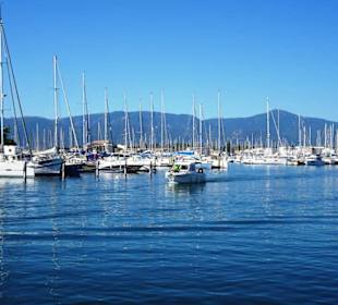 Impressionen aus dem Yachthafen von Saint-Cyprien