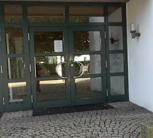 Neue Pfarrkirche Christus ist unser Leben Thalfing