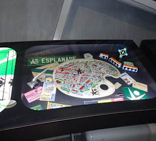 Ausstellungen in den Kugeln