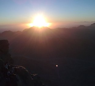 Sonnenaufgang auf dem Mosesberg