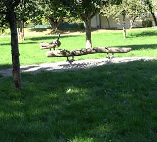 Schaukelweg an der Donau