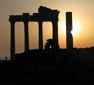Apollo Tempel Side