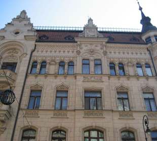 Nr. 12 - Reich verzierte Fassade! 