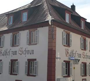 Zum Mittagessen im Gasthaus Zum Schwanen