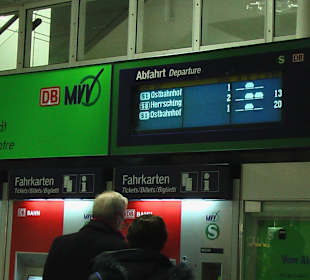 Zentralbereich - Ticketschalter