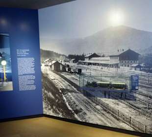 Grenzbahnhof Bay. Eisenstein aus alten Zeiten