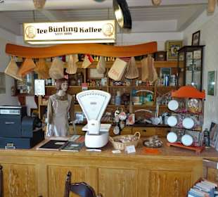 Alter Kaufmannsladen im Empfangsgebäude