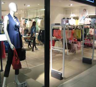 Plaza - The Shopping Centre