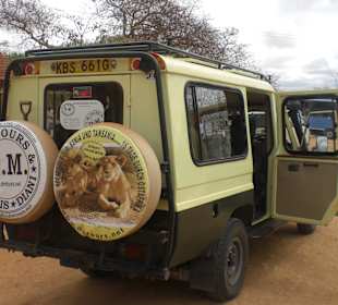 Unser komfortabler Jeep