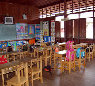 eine Schule der Seezigeuner