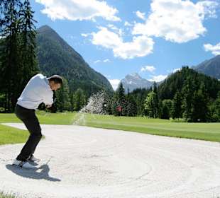 Golfen, vor traumhafter Kulisse