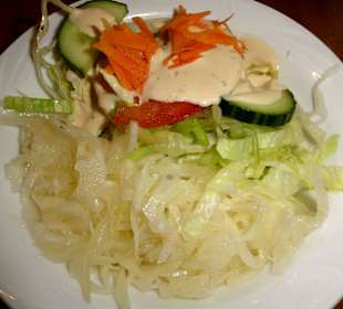 Beilagensalat zum Grillteller