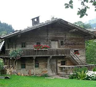 Haus neben dem Bergbauernmuseum