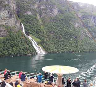 Fahrt durch den Fjord