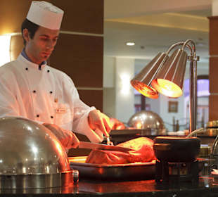 Main Restaurant Show Cooking