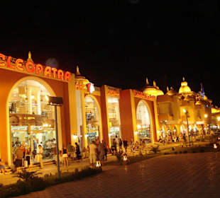 Cleopatra Basar in der Nähe vom Hotel 1001 Nacht