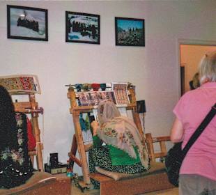 In der Teppichknüpferei