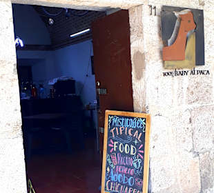 Café Misti und Alpaca Shop