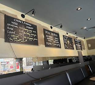 BENELUX - Brasserie Artisanale / Pub Wellington