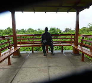 Ruheposten mit Denkmal