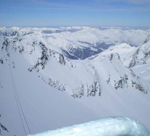 3250m