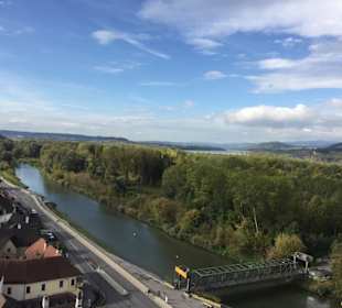 Ausblick auf die Donau von Stift Melk (Asflug)