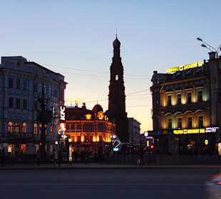 Площадь Тукая вечером