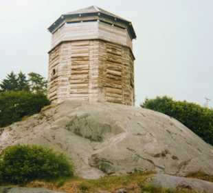 Altes russisches Blockhaus in Sitka
