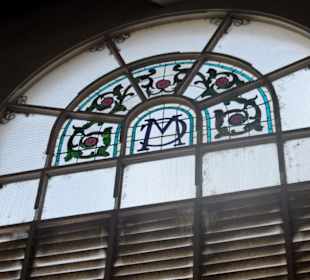 Fenster der Markthalle