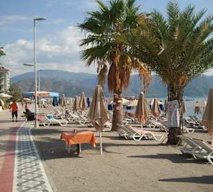 Strandpromenade ca. 500 m vom Hotel entfernt