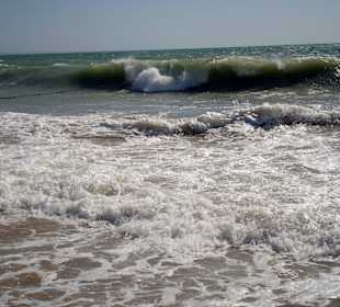 Meer hohe Wellen