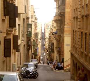 "Valetta Frisco"