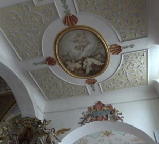 Katholische Stiftskirche St. Peter