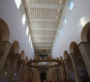 Blick in das Kirchenschiff