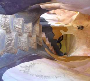 Kopf einziehen! Treppenaufgang