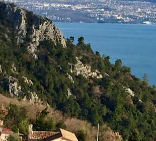 Ausblick auf Rijeka und das Velebitgebirge