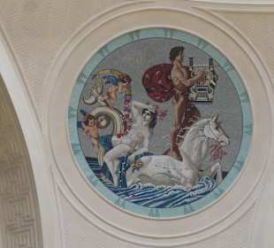 Wiesbaden: im Foyer vom Kurhaus / Spielbank