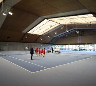 Tennisturnier in der Halle