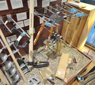 In den Verkaufsräumen des Manufactum Warenhauses