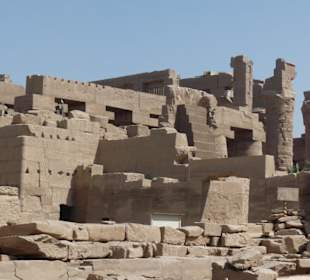 Поражает время