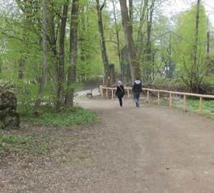 Südamerika Bereich - Naturbelassener Rundweg