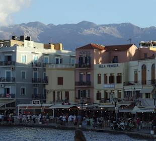 Zabytkowy port wenecki w Chanii