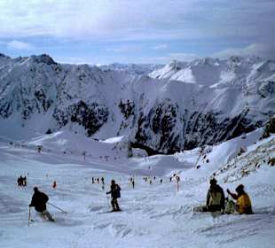 Eine rote von Samaun nach Ischgl