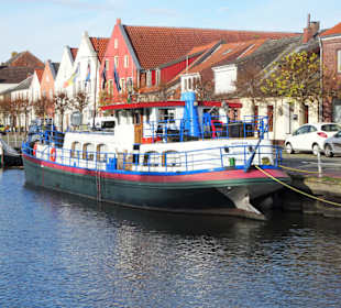 Eindrücke aus dem Hafen von Weener