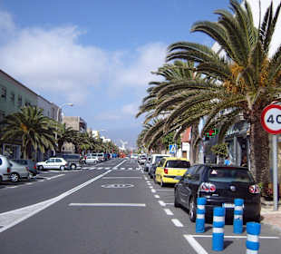 Die Haupteingangsstraße von "Playa de Arinaga"!
