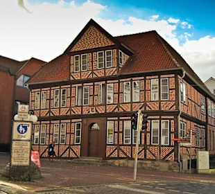 Магазины в центре на любой вкус.