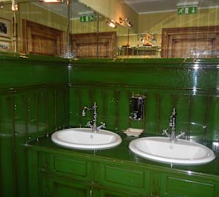 Toilette, sehr sauber